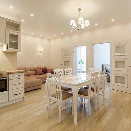 2-Roomed Apartment With Living Room Odessa Extérieur photo