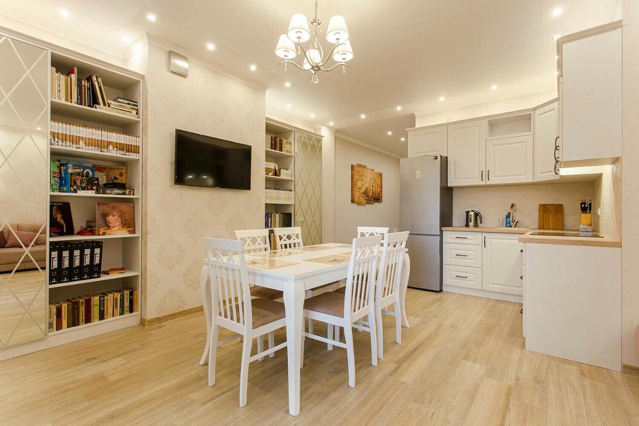 2-Roomed Apartment With Living Room Odessa Extérieur photo