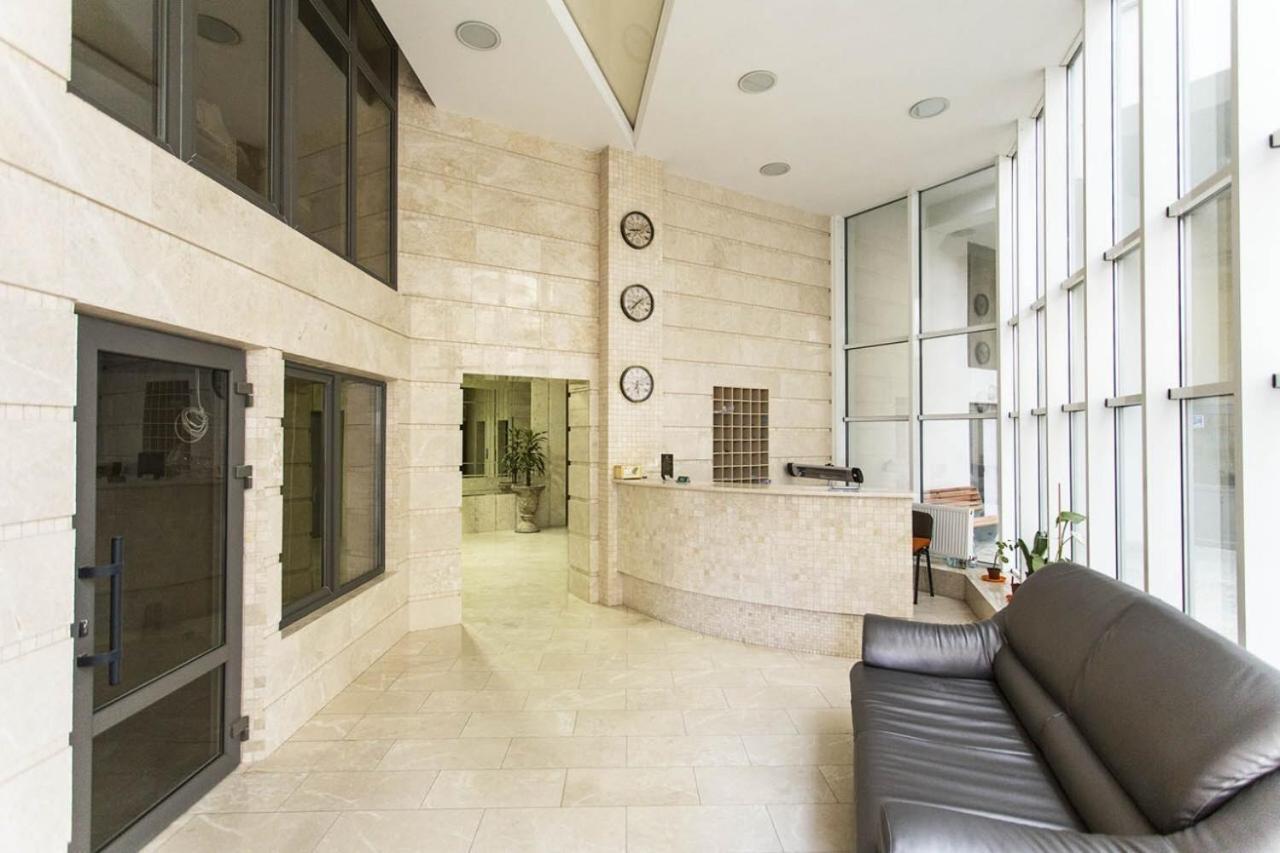 2-Roomed Apartment With Living Room Odessa Extérieur photo